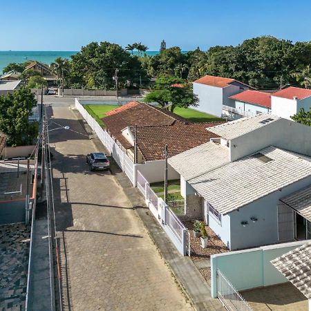 Linda Casa A 150M Da Praia E Prox Ao Beto Carrero Penha  Kültér fotó